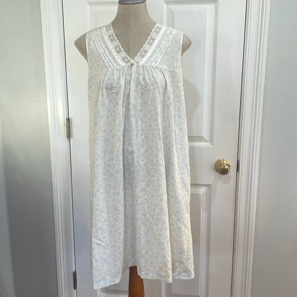 Vintage Bed & Breakfast nightgown sleeveless lace ribbon trim floral blue white - Picture 1 of 7